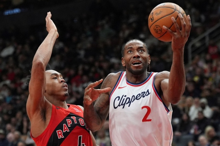 芯片-周五竞彩篮球强档：快船近况颇佳 猛龙残阵出击