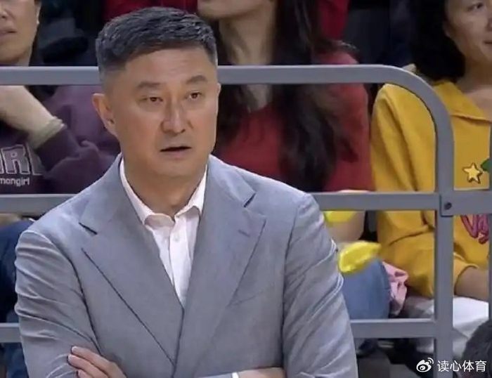 平台-广东主帅被喊下课，辽宁5连胜，山东大外伤情曝光，曝林葳转会上海|山东队|广东宏远|麦考尔|辽宁男篮|广东男篮_新浪体育_新浪新闻